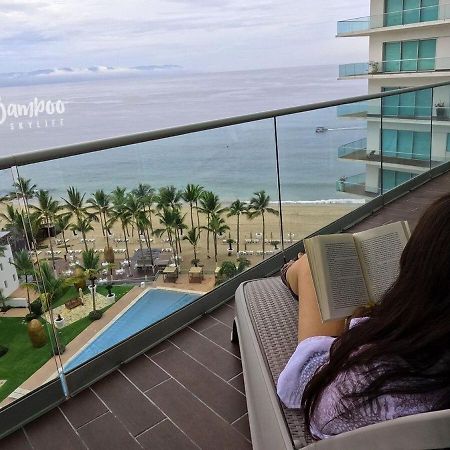 Icon Vallarta Beach Front By Bamboo Skylife ปูแอร์โตบาญาร์ตา ภายนอก รูปภาพ