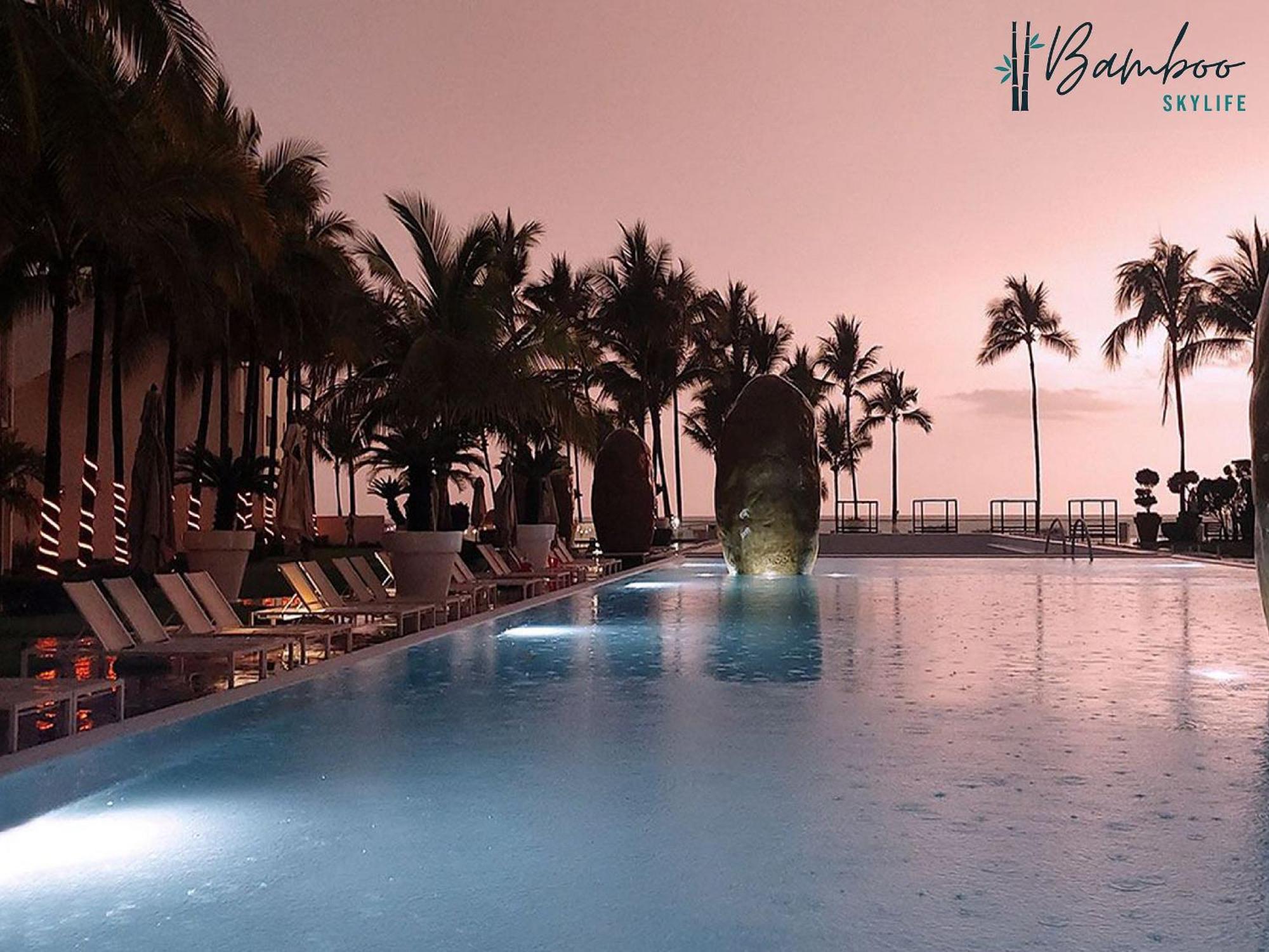 Icon Vallarta Beach Front By Bamboo Skylife ปูแอร์โตบาญาร์ตา ภายนอก รูปภาพ